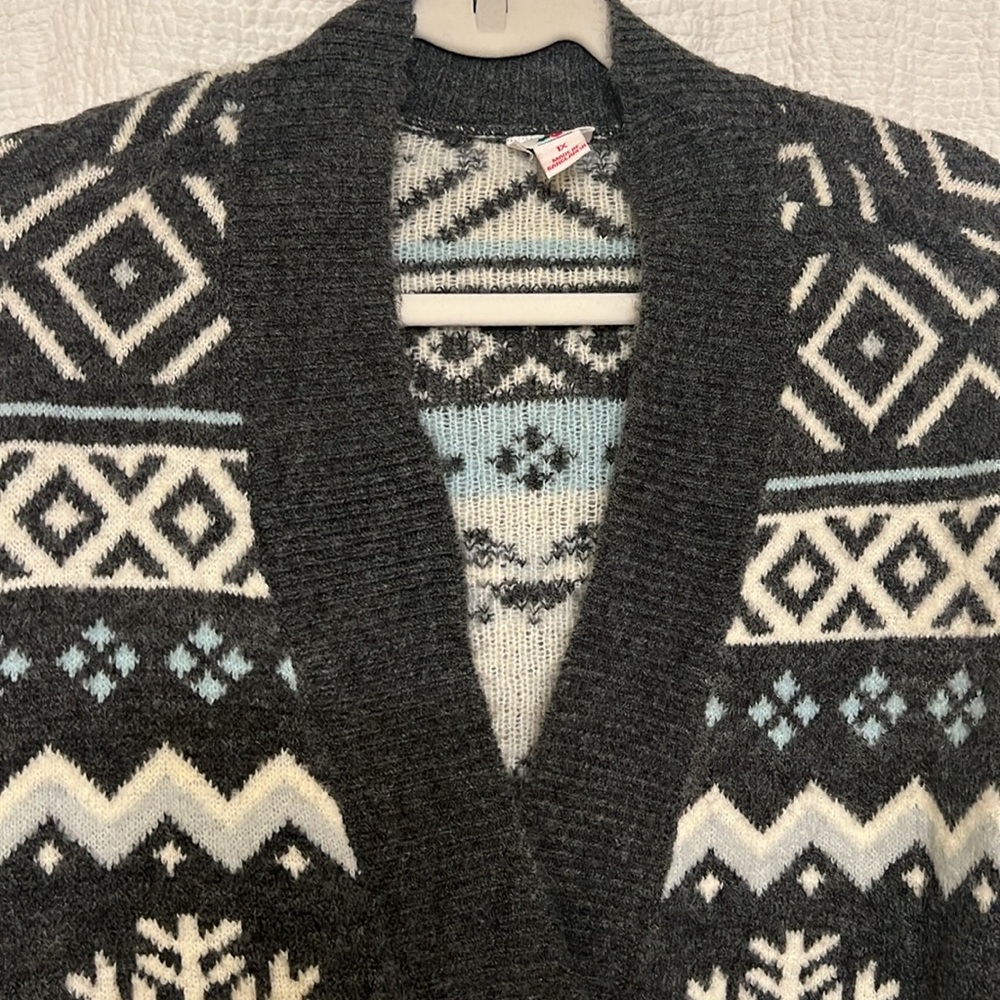 Women’s Holiday Cardigan. Size 1X. - Picture 3 of 6